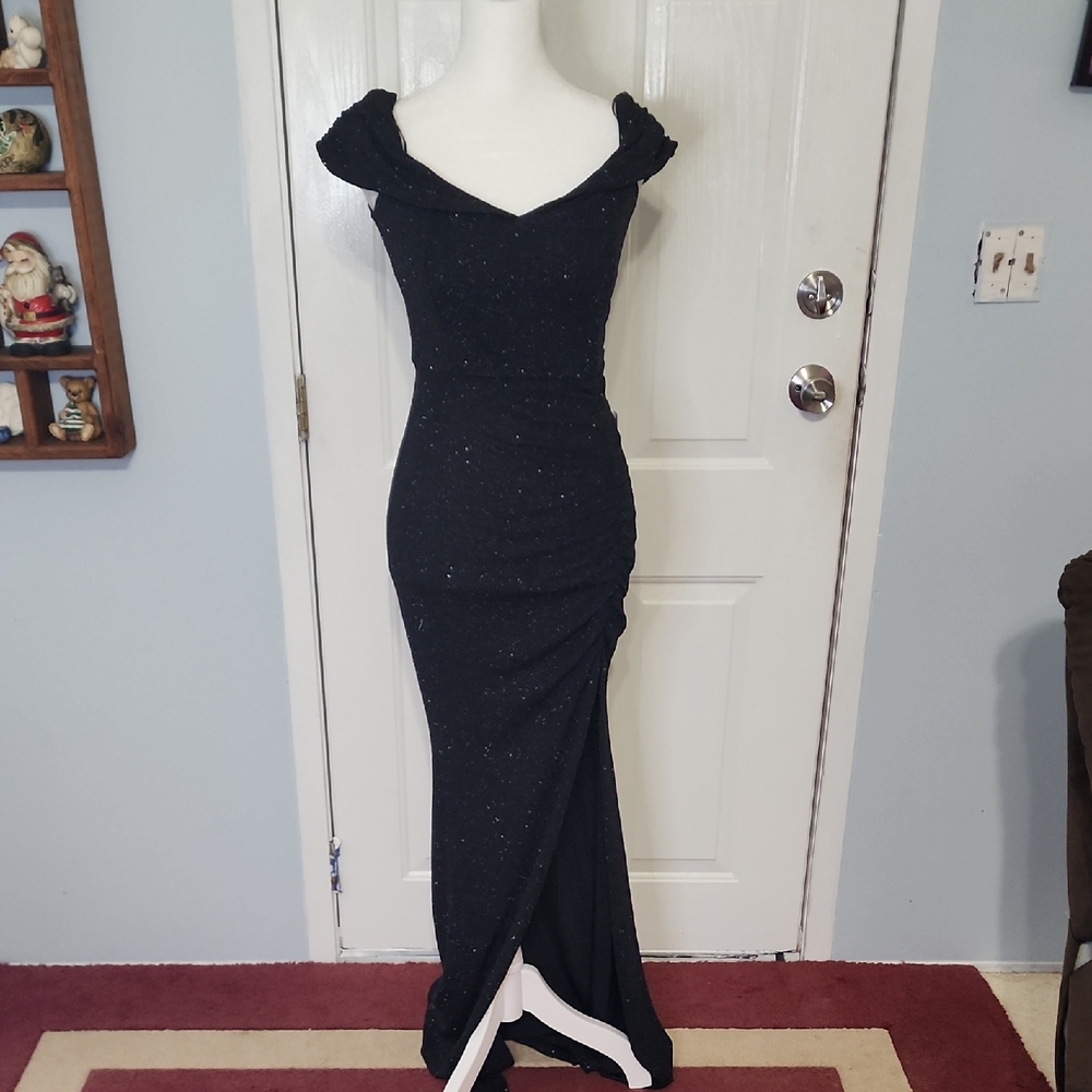 Windsor Elegant Black Sparkle Maxi Dress